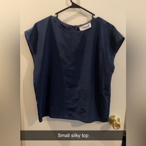 Small navy top